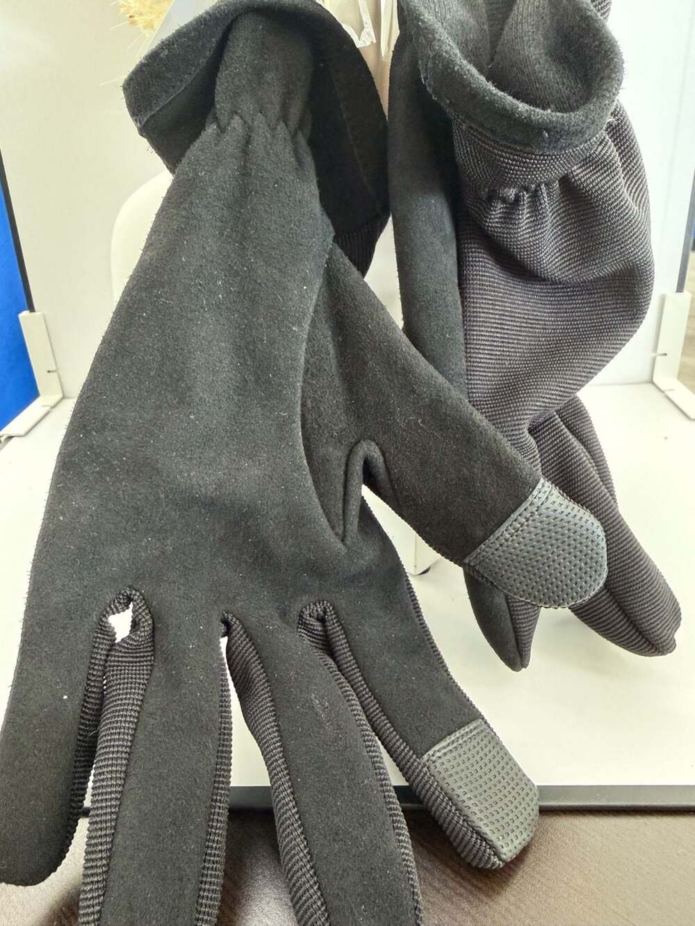 Goodfellow & Co Black Touchscreen Gloves Size L/XL